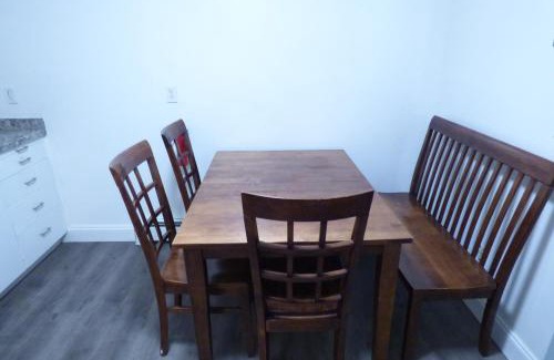 Midtown Anchorage Apartment | 410 E 45th Unit 1