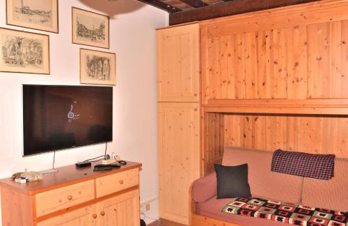 Castel del Piano Apartment | 42 Vacanza di relax in Maremma - wifi - free parking