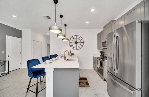 Kissimmee House | 4200 Paragraph Drive