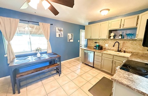 Pueblo House | 420Friendly HotTub Arcade Home
