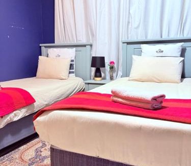 Emalahleni Apartment | 43 Home self Catering with backup power and High speed WiFi
