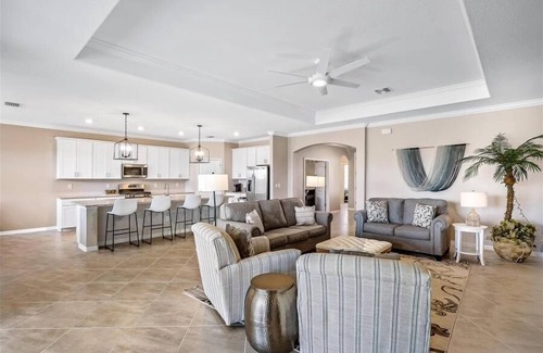 Biggar House | 43693 Tree Top Trail