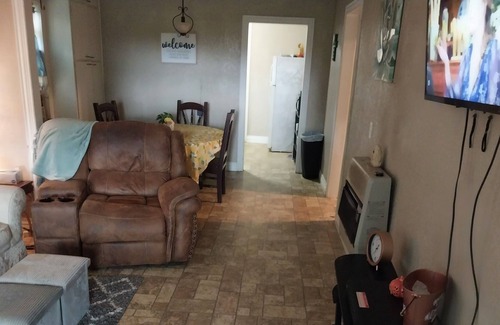 Valliant House | 45 minutes from Broken bow lake and 15 minutes from pine creek lake