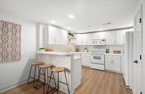 Midtown Ocean City Condo | 45th St Ocean Side Condo with pool