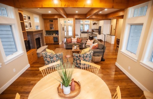 Maple City Cottage | 4678 on Glen Lake - 2 Luxury Cottages
