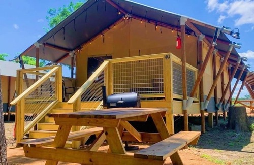 Fentress Cabin | #49 Son's River Ranch Safari Cabin