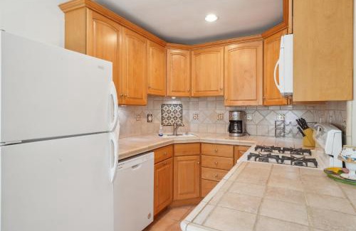 Carpinteria Apartment | 4950 Sandyland Road #127 condo