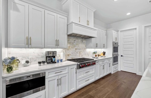 Kingsland House | 497 on the Lake | Concierge Services