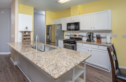 Roosevelt House | 4bd 2 ba Home with Pool Near Airport and Hwys
