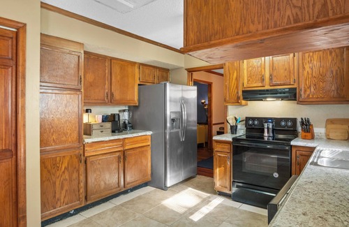 Charlotte House | 4bd Contemporary: BBQ - Game Room, Close to NASCAR, 15 mins to Downtown