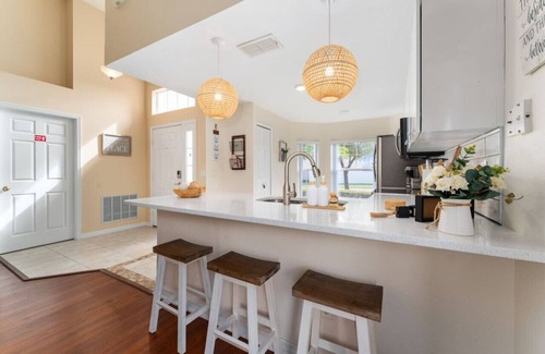 Crystal Cove House | 4BD Home Toy Story Mickey with Pool and Game Room