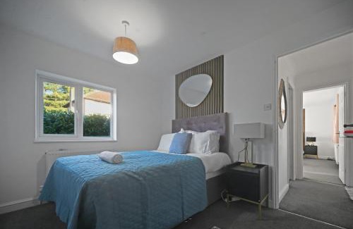 Walton House | 4Bed House MK