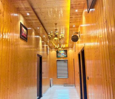 South West House | 4BHK Greenwood Farm And Lawn -Bijwasan I Delhi-Gurgaon Border