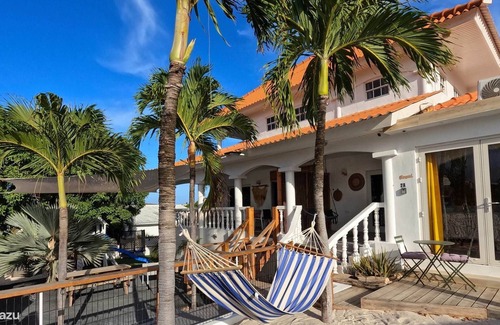 Willemstad Apartment | 4BlessingsCuracao Spacious apartment, balcony with neighborhood view, 2 floors