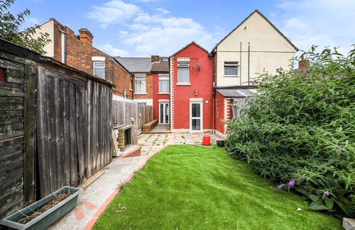 Colchester House | 4br-10guests-parking-garden