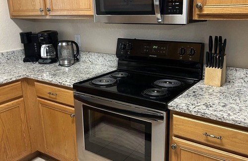 Regal Palms House | 4BR/3BA townhouse - Regal Palms, Lazy River - Recommended by Our Son. Nr Disney