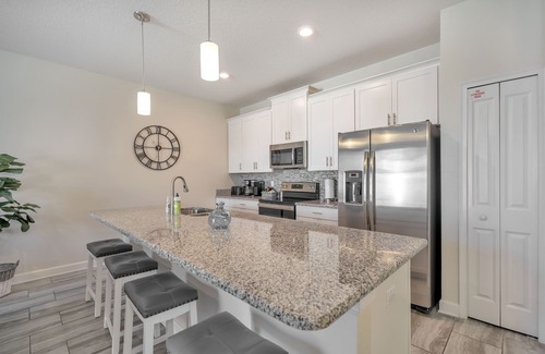 Davenport House | 4BR ChampionsGate home, private pool & resort amenities included near Disney!