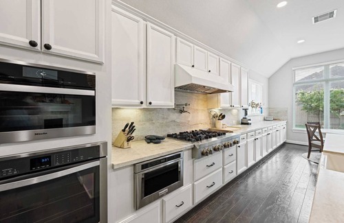 Sugar Land House | 4BR Home in Sterling Heights｜Mainfloor Bedroom｜Parking｜Walk In Closets #42195