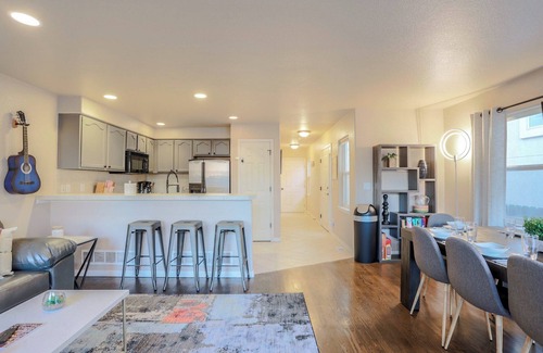 Berkley House | 4BR home w/garage parking