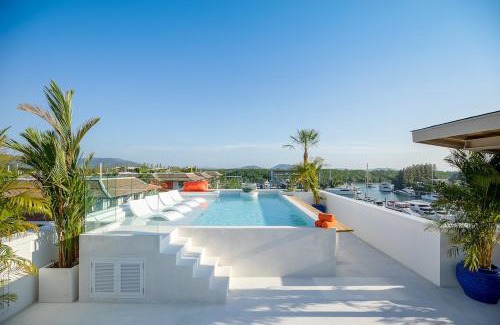Koh Kaew Apartment | 4BR Penthouse Royal Marina: Private Rooftop Pool with 360° View