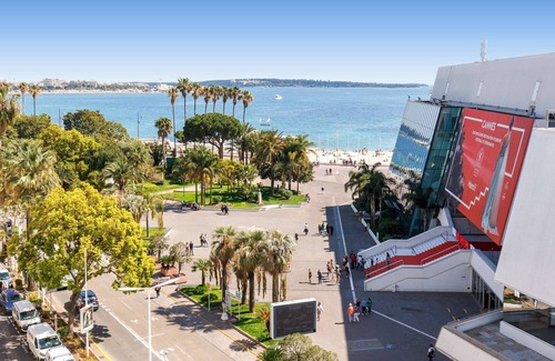 Cannes City Centre Villa | 4BR Rooftop - Croisette - Private swimming pool
