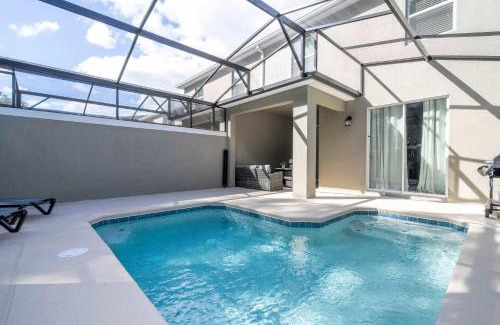 Kissimmee House | 4BR Townhouse Storey Lake Private Pool BBQ
