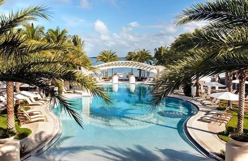 Rock Harbor Villa | 4BR Villa w/Private Pool & Gym Access