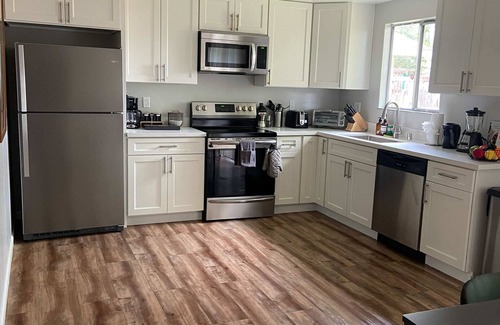 Fairfield House | 4BR Wine Country Modern Home: Ping Pong & Cornhole