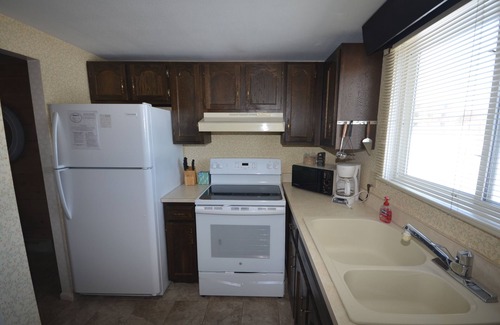 Cedar House | 4brm 4 ba in Leelanau County. Air, Heated Pool, 5 miles to Lk Michigan Beach