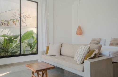 Kathaluwa Hotel | 4Suns villas