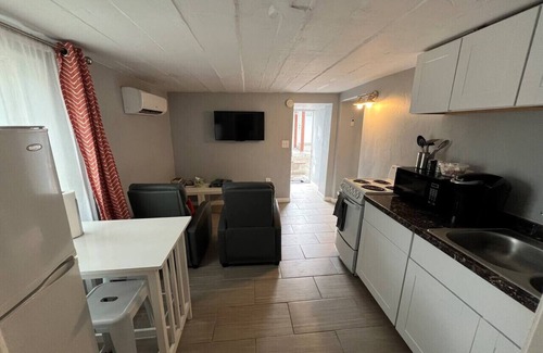 West University House | 4th Ave Historic 1 Bedroom