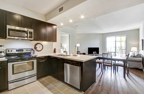 Pacific - Edison Apartment | 4th floor 2bedroom/2bath with private patio overlooking the meditation garden!