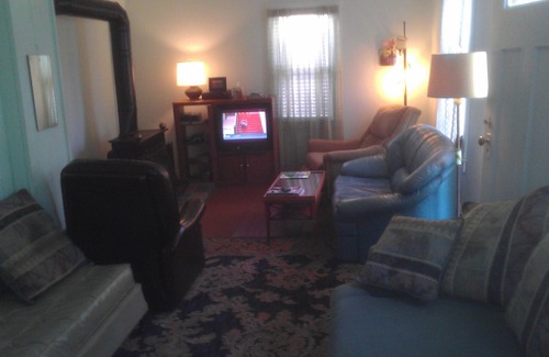 Town of Varick Cottage | 4th July wk. $1395 -6 people-Great Sunsets-Del Lago Casino near by