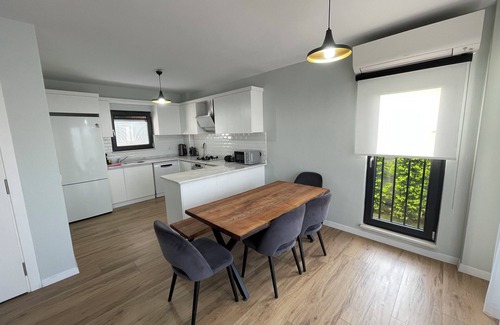 Sapanca Villa | 5+1 Private (HEATED) Pool-Luxury Holiday Villa for 10 people in Sapanca Ünlüce