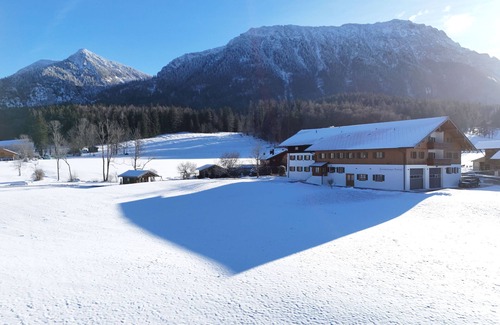 Ruhpolding Apartment | 5 Apartment Kienberg 35sqm, balcony, kitchenette, 1 bedroom, living room, 2 pers.