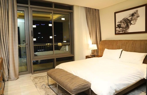 Doha Apartment | 5 Bd beachfront with private and amenities access