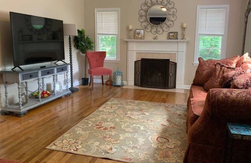 Holladay House | 5-bd home, patio, large yard Storybook Retreat!