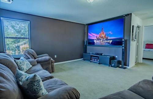 Cypress Pointe House | 5 Bd Villa Home Theater Private Pool Game Room