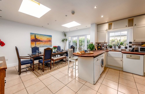 Cambridge House | 5 bed British period home in the heart of historic Cambridge