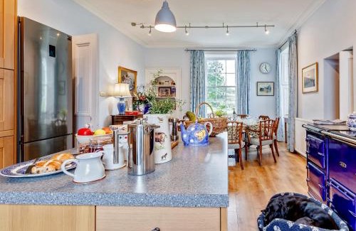 Blairgowrie House | 5 Bed in Blacklunans CA409