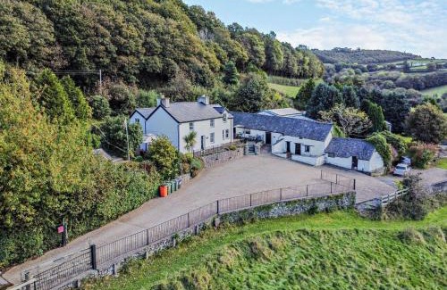 Eglwysbach House | 5 Bed in Conwy 48169