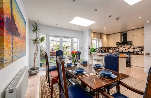 Cambridge House | 5 Bed Period House in Historic Heart of Cambridge