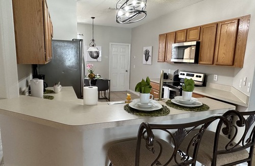 Sunset Ridge Villa | 5 Bed pool home, 2 King masters Close to Disney and shops and Golf