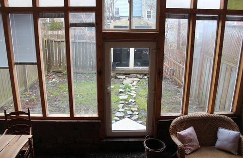 Downtown St. John's House | 5 bedroom, 4 bathroom, Jellybean Row House, sleeps 12, pet friendly