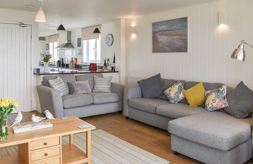 Ty Croes Cottage | 5 bedroom accommodation in Rhosneigr