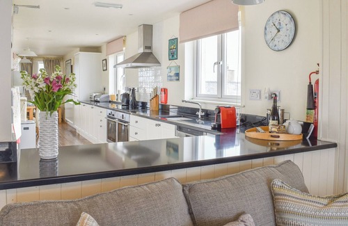 Ty Croes Cottage | 5 bedroom accommodation in Rhosneigr