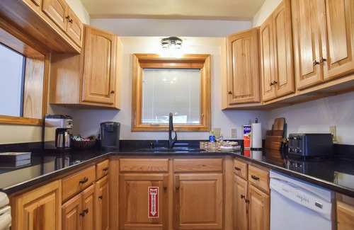 Red River Cabin | 5 bedroom accommodation in Red River