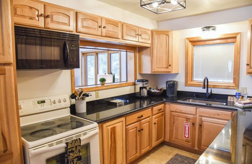 Red River Cabin | 5 bedroom accommodation in Red River