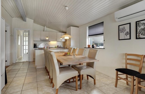 Skastrup Strand House | 5 bedroom accommodation in Bogense