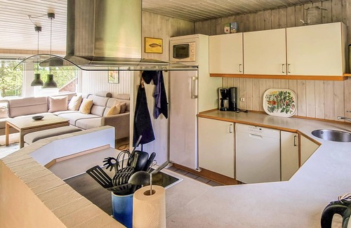 Dueodde House | 5 bedroom accommodation in Nexø